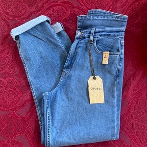 Womans Vibrant Jeans size 7